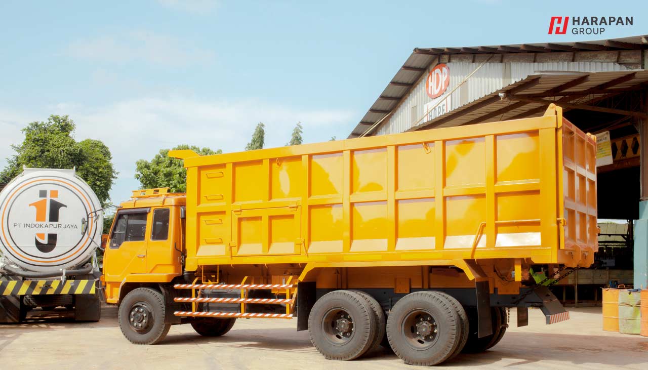 7 Cara Aman Mengendarai Dump Truck