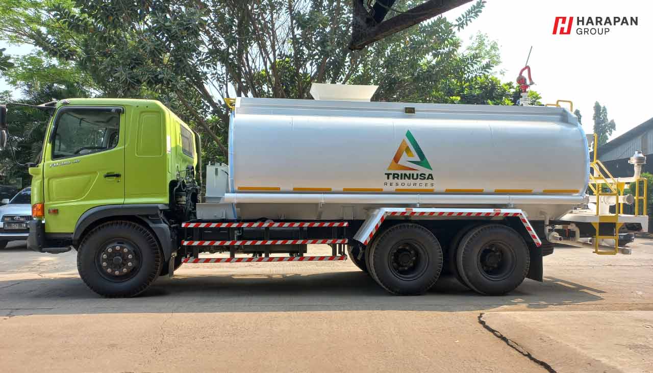 7 Tips Aman Mengendarai Water Truck